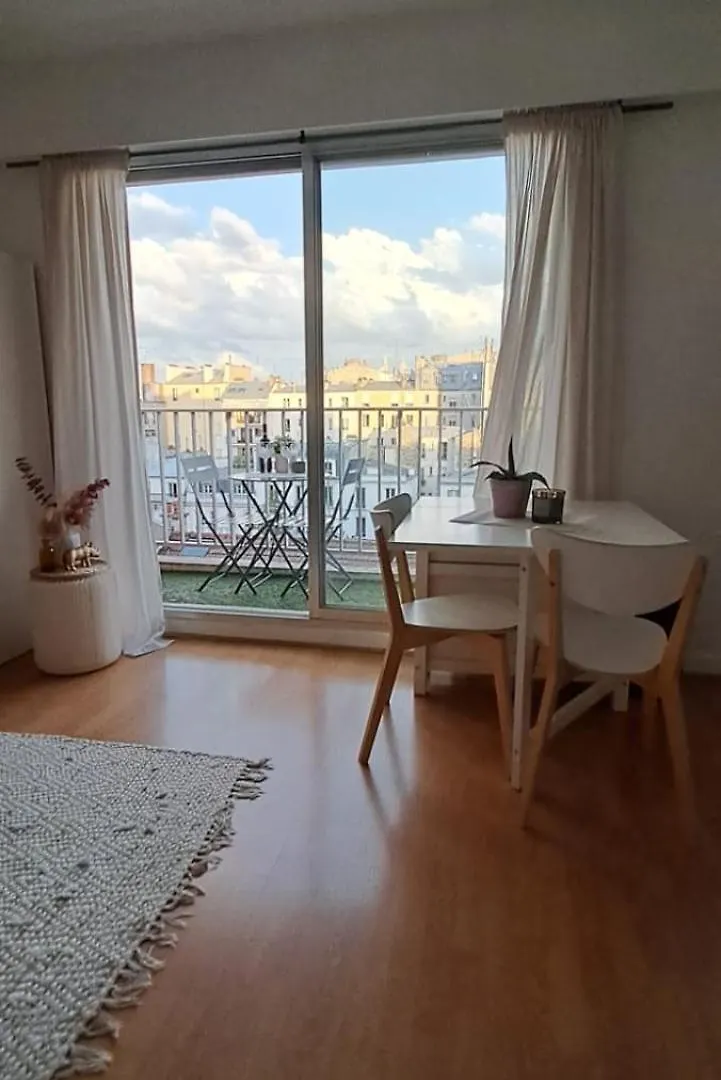 Studio Beau Et Calme Avec Vue Sur Sacre-Coeur ! Apartment Paris France